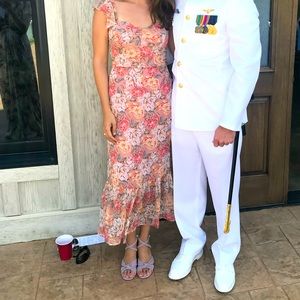 Perfect spring wedding dress! Fits in all the right places & comfortable